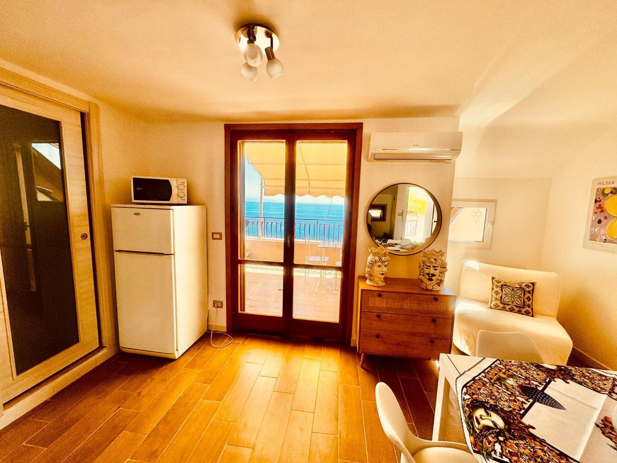 Sunrise Home Letojanni Eksteriør bilde